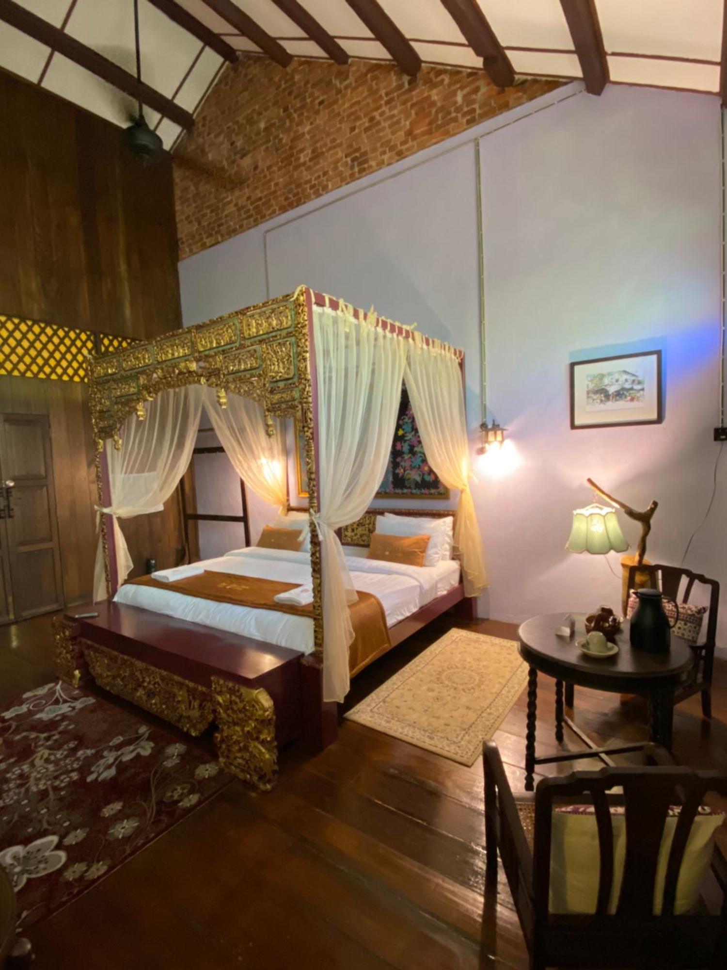 Hotel Ke-Lan-Tan House George Town Esterno foto