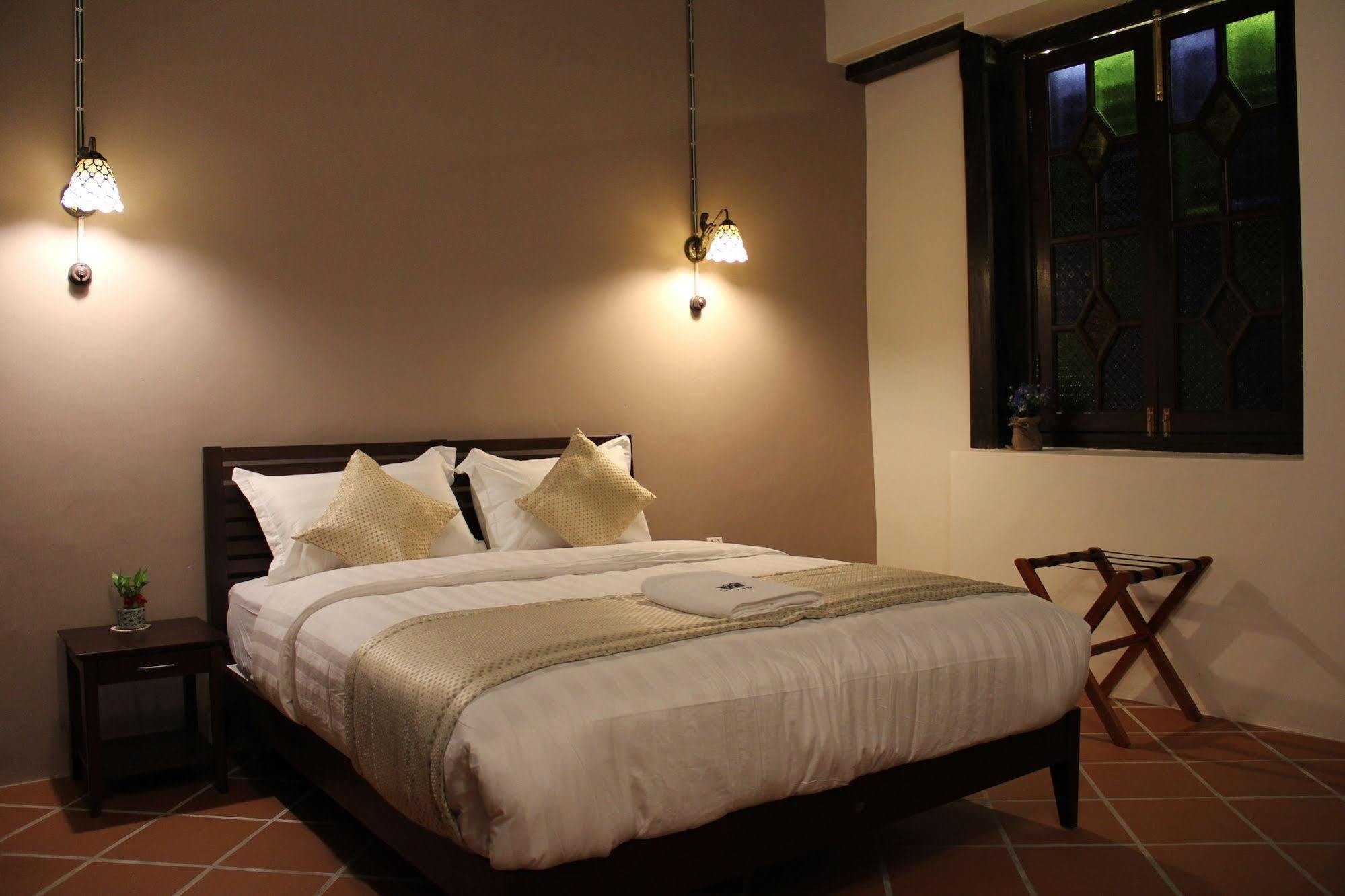 Hotel Ke-Lan-Tan House George Town Esterno foto